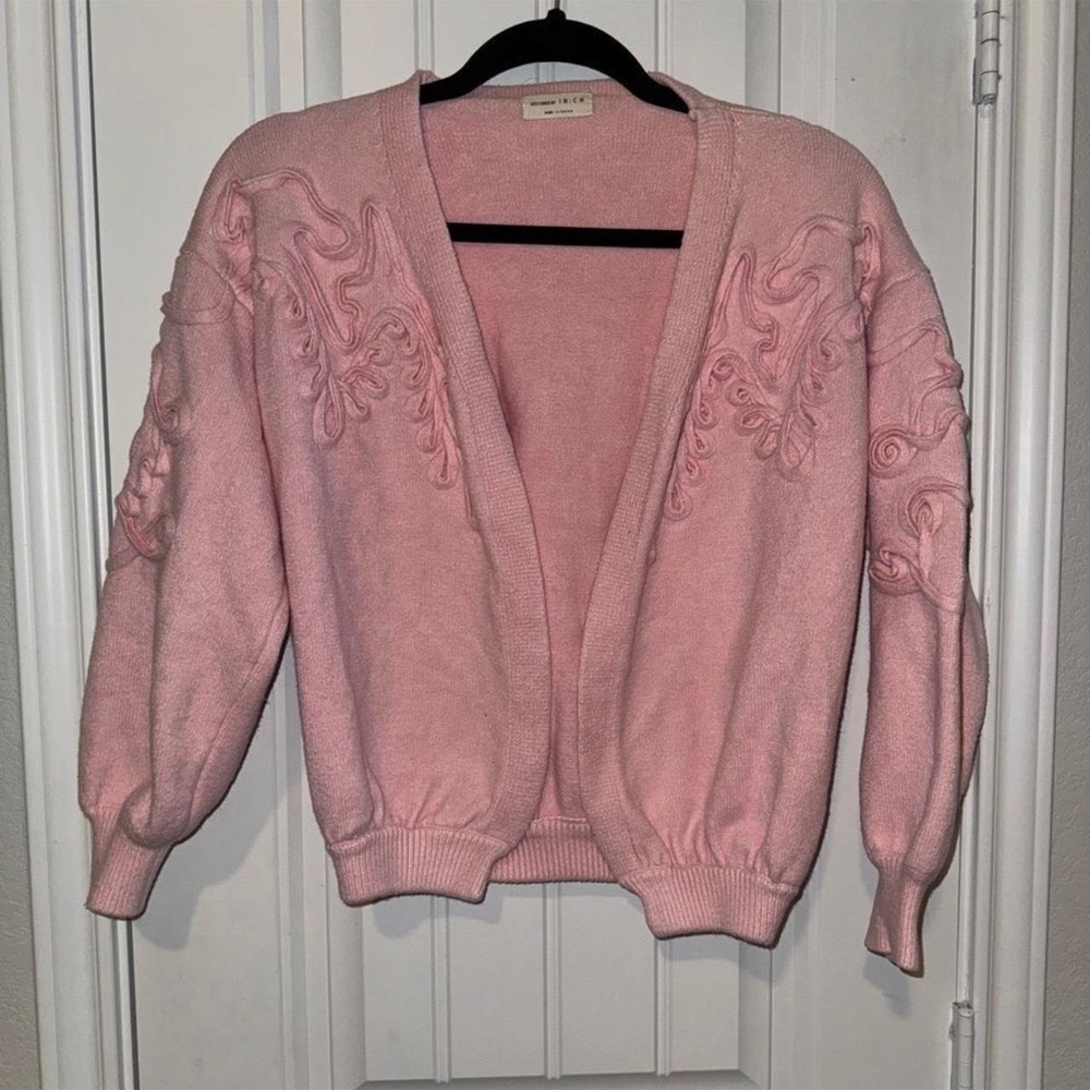 Pink embroidered cardigan sweater grandmacore kpop Korea cottagecore barbie
